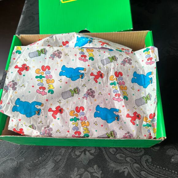 Ugg x Sesame Street neumel boots pink 9 toddler - Picture 6 of 15